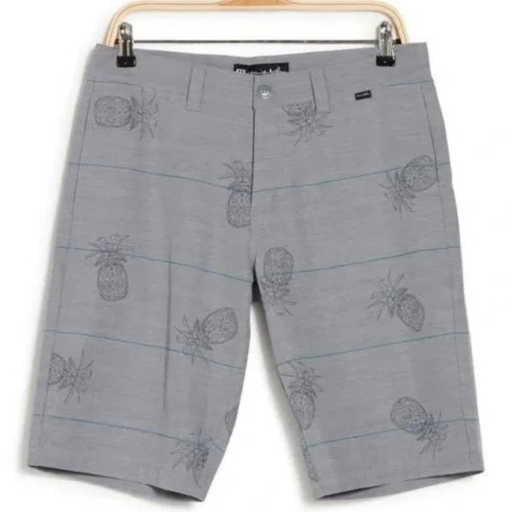 Travis Mathew Gray Pineapple Print Flat Front Shorts Size 36